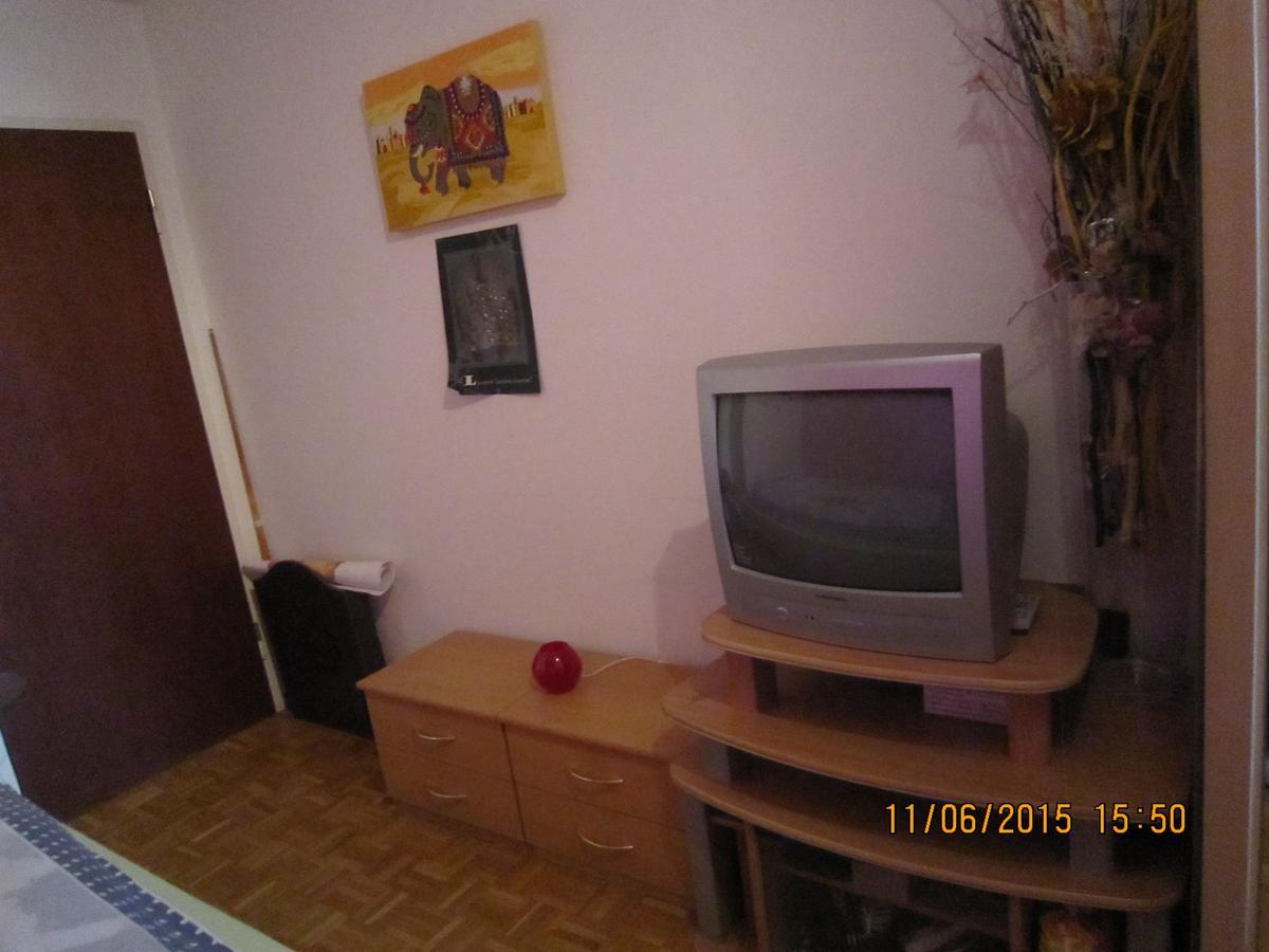 Schoenes Zimmer In Der City Basel Dış mekan fotoğraf